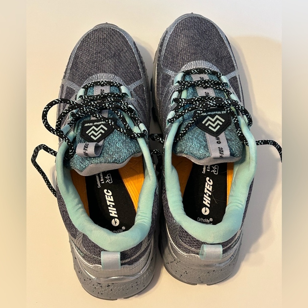 Women’s Hi Tec Size 8 All Weather Sneakers Worn Once - Picture 6 of 10